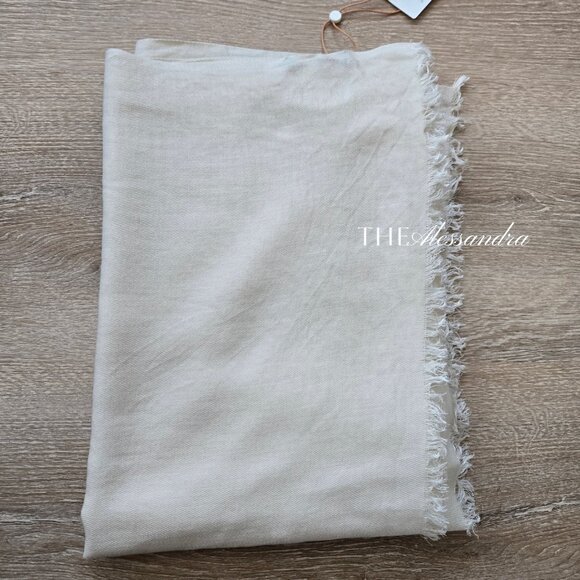 Quince Featherweight Cashmere Silk Scarf 60% and 40% Blend Ivory New With Tags - Picture 9 of 17
